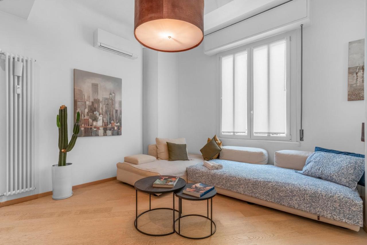 Tag11 -Luxury Home 15 Minutes From The Duomo - 밀라노 외부 사진